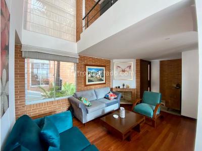 Casa en venta en Usaquen, Bogotá · foto 2 de 20