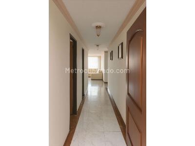 Apartamento de 3 alcobas en venta en Usaquen, Bogotá, 98 m² · foto 8 de 18