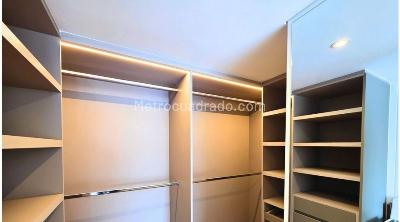 Apartaestudio en venta en Chico Norte, Bogotá, 38 m² · foto 7 de 20