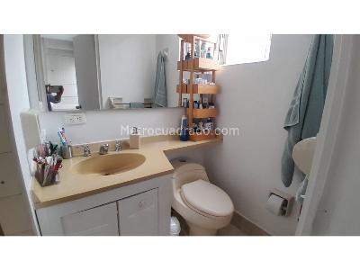 Apartamento de 3 alcobas en venta en Usaquen, Bogotá, 82 m² · foto 8 de 12