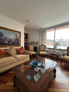 Apartamento en venta en Usaquen, Bogotá · foto 3 de 11