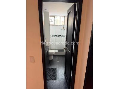 Apartamento de 3 alcobas en venta en Chico Norte, Bogotá, 180 m² · foto 14 de 15