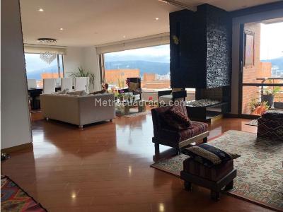 Apartamento de 4 alcobas en venta en Suba, Bogotá, 223 m² · foto 1 de 12