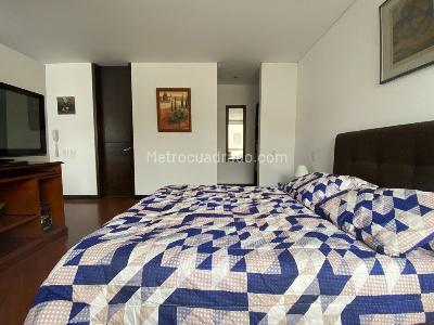 Apartaestudio en venta en Chico Norte, Bogotá, 49 m² · foto 9 de 12