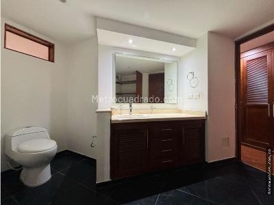 Apartamento de 3 alcobas en venta en Usaquen, Bogotá, 220 m² · foto 11 de 19