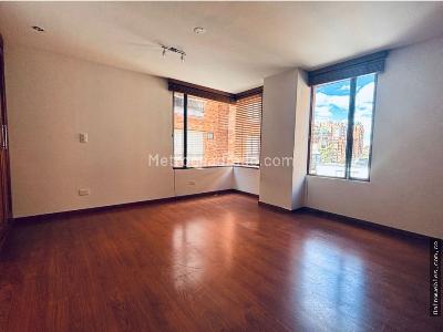 Apartamento de 3 alcobas en venta en Usaquen, Bogotá, 220 m² · foto 13 de 19