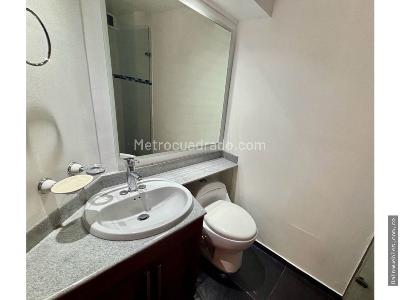 Apartamento de 3 alcobas en venta en Usaquen, Bogotá, 220 m² · foto 14 de 19