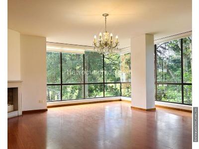 Apartamento de 3 alcobas en venta en Usaquen, Bogotá, 220 m² · foto 3 de 19