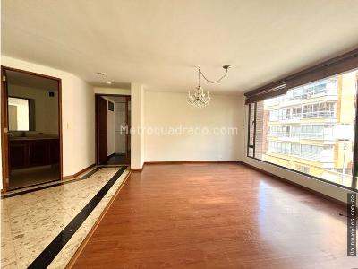 Apartamento de 3 alcobas en venta en Usaquen, Bogotá, 220 m² · foto 7 de 19