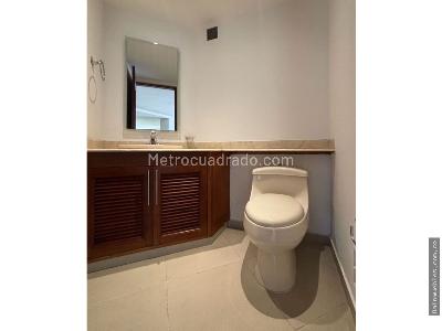 Apartamento de 3 alcobas en venta en Usaquen, Bogotá, 220 m² · foto 8 de 19