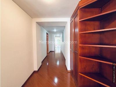 Apartamento de 3 alcobas en venta en Usaquen, Bogotá, 220 m² · foto 9 de 19