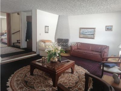 Casa de 4 alcobas en venta en Suba, Bogotá, 302 m² · foto 11 de 13