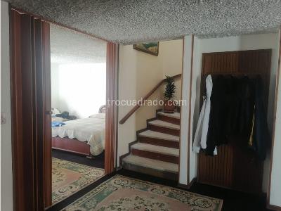 Casa de 4 alcobas en venta en Suba, Bogotá, 302 m² · foto 6 de 13