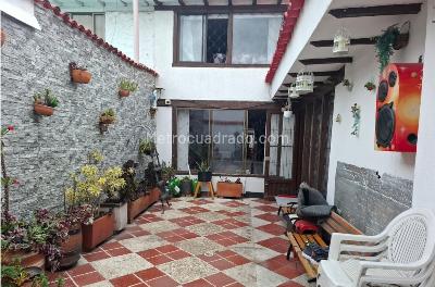 Casa de 5 alcobas en venta en Suba, Bogotá, 244 m² · foto 13 de 20