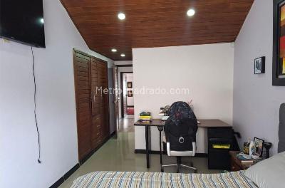 Casa de 5 alcobas en venta en Suba, Bogotá, 244 m² · foto 9 de 20