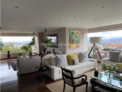 Apartamento de 4 alcobas en venta en Los Rosales Chico, Bogotá, 360 m² · foto 3 de 20