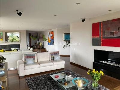 Apartamento de 4 alcobas en venta en Los Rosales Chico, Bogotá, 360 m² · foto 4 de 20