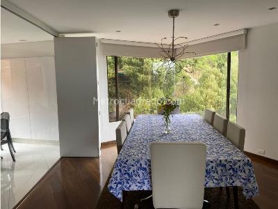 Apartamento de 4 alcobas en venta en Los Rosales Chico, Bogotá, 360 m² · foto 9 de 20