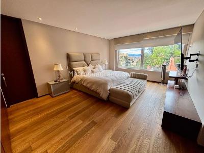 Apartamento de 3 alcobas en venta en Los Rosales Chico, Bogotá, 352 m² · foto 12 de 13
