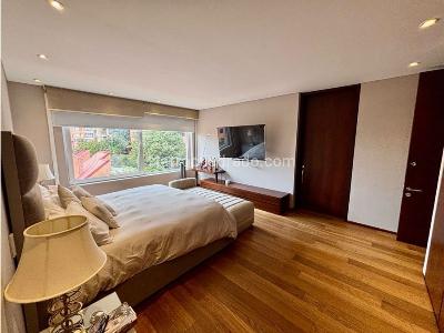 Apartamento de 3 alcobas en venta en Los Rosales Chico, Bogotá, 352 m² · foto 13 de 13