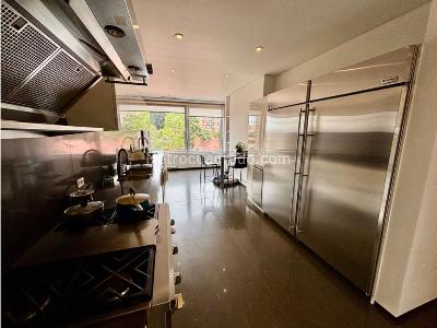 Apartamento de 3 alcobas en venta en Los Rosales Chico, Bogotá, 352 m² · foto 9 de 13