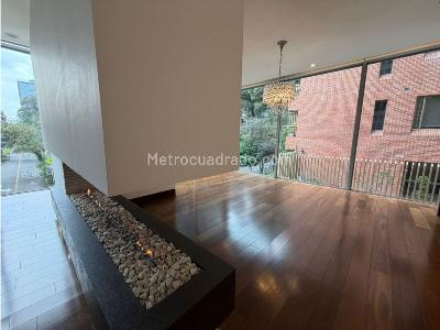 Apartamento de 3 alcobas en venta en Bogotá, 280 m² · foto 11 de 13