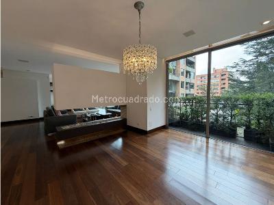 Apartamento de 3 alcobas en venta en Bogotá, 280 m² · foto 12 de 13