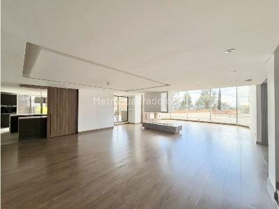 Apartamento de 4 alcobas en venta en Chico Norte, Bogotá, 400 m² · foto 12 de 20