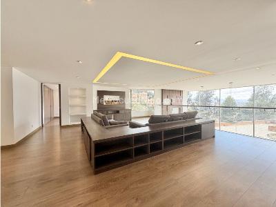 Apartamento de 4 alcobas en venta en Chico Norte, Bogotá, 400 m² · foto 13 de 20