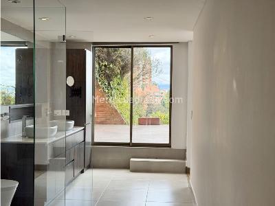Apartamento de 4 alcobas en venta en Chico Norte, Bogotá, 400 m² · foto 15 de 20