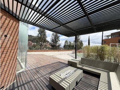 Apartamento de 4 alcobas en venta en Chico Norte, Bogotá, 400 m² · foto 8 de 20