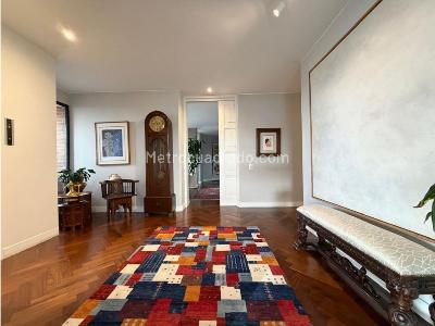 Apartamento de 3 alcobas en venta en Chico Norte, Bogotá, 325 m² · foto 11 de 20