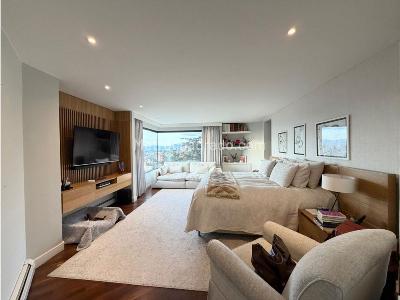 Apartamento de 3 alcobas en venta en Chico Norte, Bogotá, 325 m² · foto 16 de 20