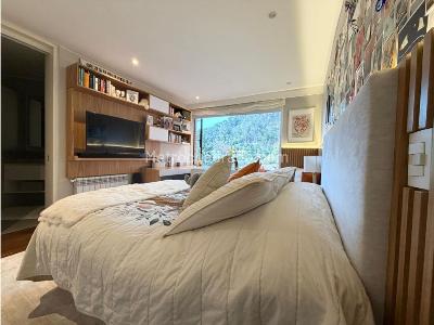Apartamento de 3 alcobas en venta en Chico Norte, Bogotá, 325 m² · foto 18 de 20