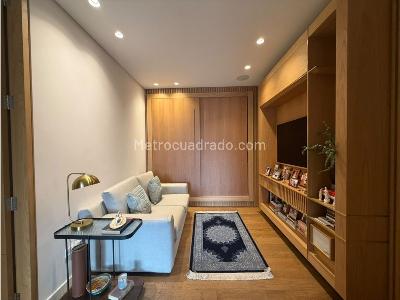 Apartamento de 3 alcobas en venta en La Cabrera, Bogotá, 248 m² · foto 13 de 20