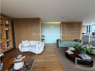 Apartamento de 3 alcobas en venta en La Cabrera, Bogotá, 248 m² · foto 3 de 20