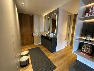 Apartamento de 3 alcobas en venta en Chico Norte, Bogotá, 321 m² · foto 20 de 20