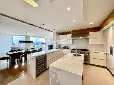 Apartamento de 4 alcobas en venta en Usaquen, Bogotá, 299 m² · foto 6 de 13