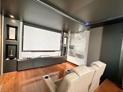 Apartamento de 3 alcobas en venta en Chico Norte, Bogotá, 380 m² · foto 3 de 10