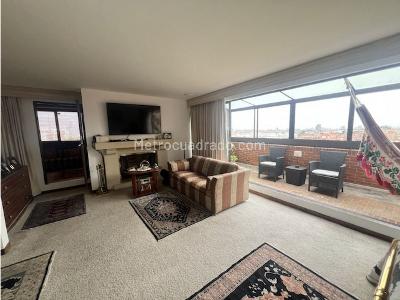 Apartamento de 5 alcobas en venta en Usaquen, Bogotá, 320 m² · foto 14 de 20