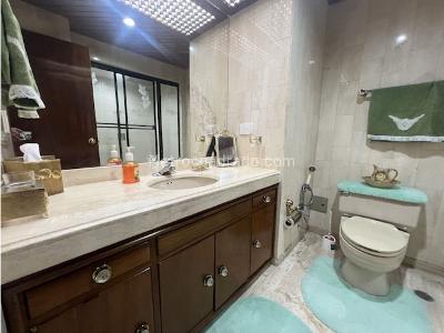 Apartamento de 5 alcobas en venta en Usaquen, Bogotá, 320 m² · foto 17 de 20