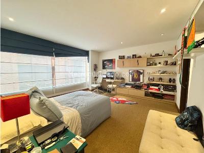 Apartamento de 3 alcobas en venta en Chico Norte, Bogotá, 330 m² · foto 14 de 15