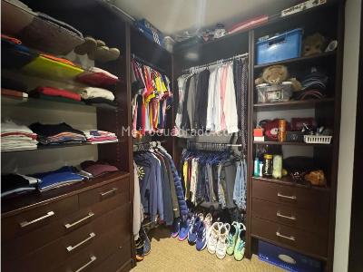 Apartamento de 3 alcobas en venta en Chico Norte, Bogotá, 330 m² · foto 15 de 15