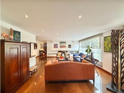Apartamento de 3 alcobas en venta en Chico Norte, Bogotá, 330 m² · foto 2 de 15