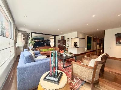 Apartamento de 3 alcobas en venta en Chico Norte, Bogotá, 330 m² · foto 3 de 15