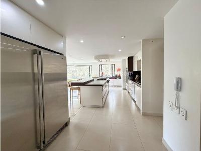 Apartamento de 4 alcobas en venta en Usaquen, Bogotá, 396 m² · foto 8 de 15