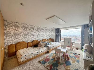 Apartamento de 4 alcobas en venta en Los Rosales, Bogotá, 350 m² · foto 16 de 20