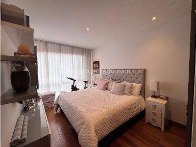 Apartamento de 3 alcobas en venta en Los Rosales Chico, Bogotá, 200 m² · foto 6 de 12