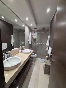 Apartamento de 3 alcobas en venta en Los Rosales Chico, Bogotá, 200 m² · foto 9 de 12