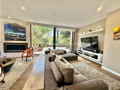 Apartamento de 3 alcobas en venta en Los Rosales Chico, Bogotá, 170 m² · foto 10 de 13
